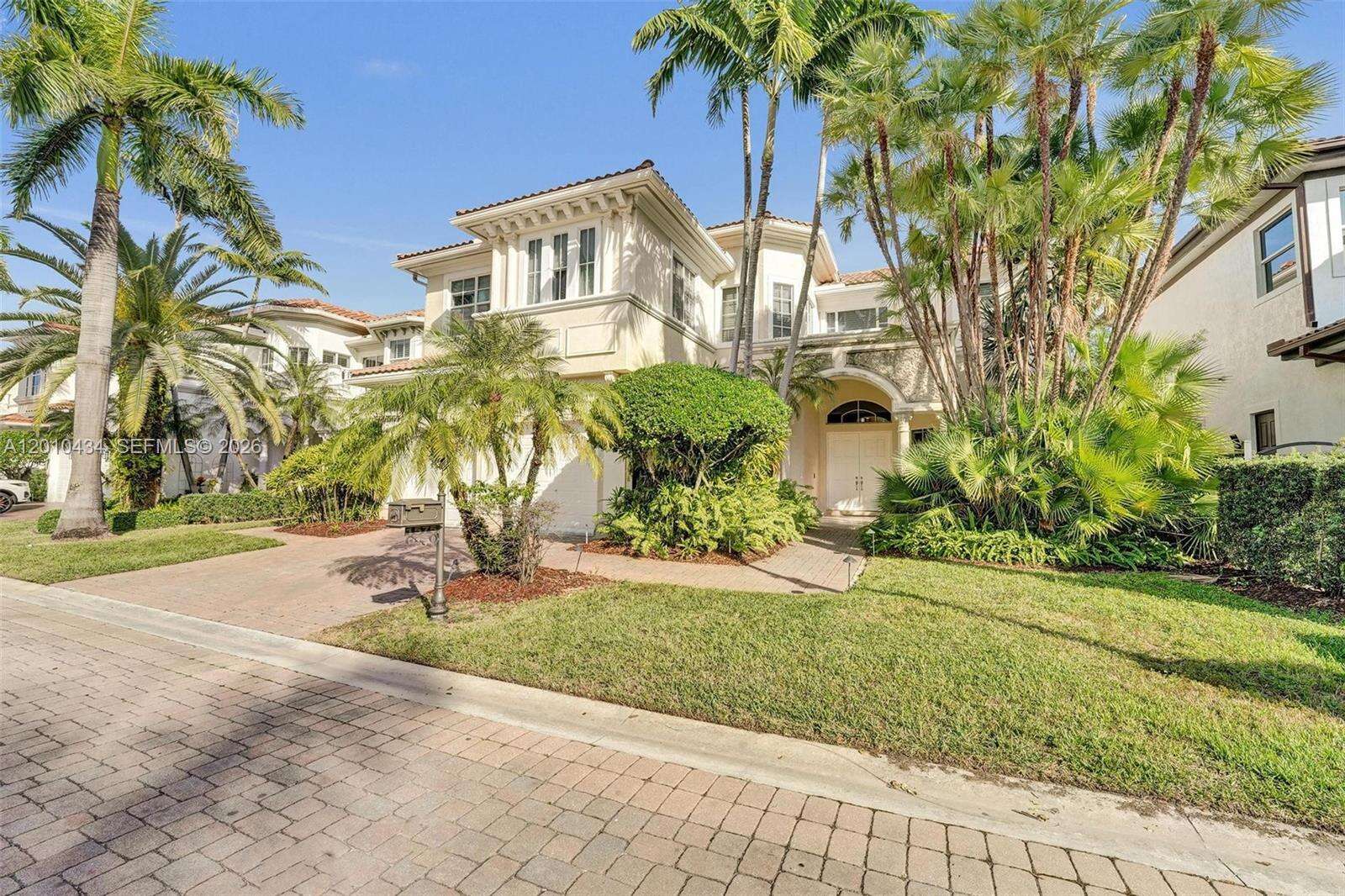 1575 Windjammer Way, Hollywood, FL 33019 - For Rent photo 6