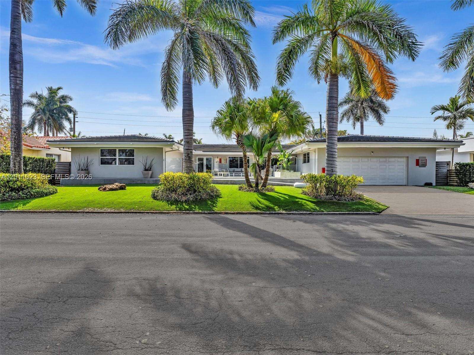 840 Southlake Dr, Hollywood, FL 33019 - For Rent photo 2