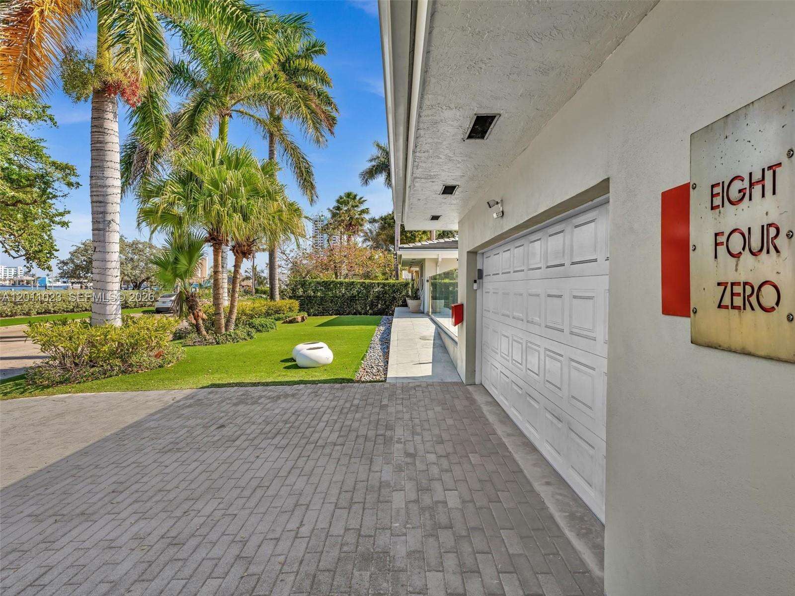 840 Southlake Dr, Hollywood, FL 33019 - For Rent photo 5