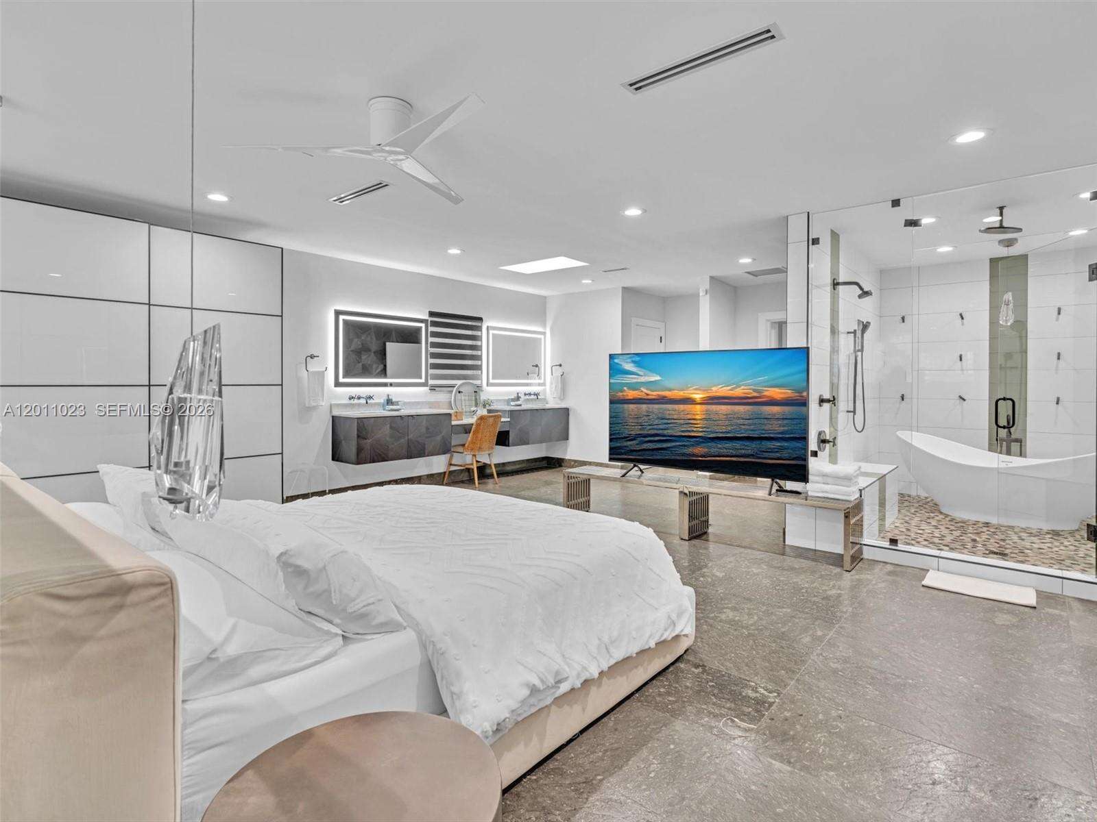 840 Southlake Dr, Hollywood, FL 33019 - For Rent photo 64