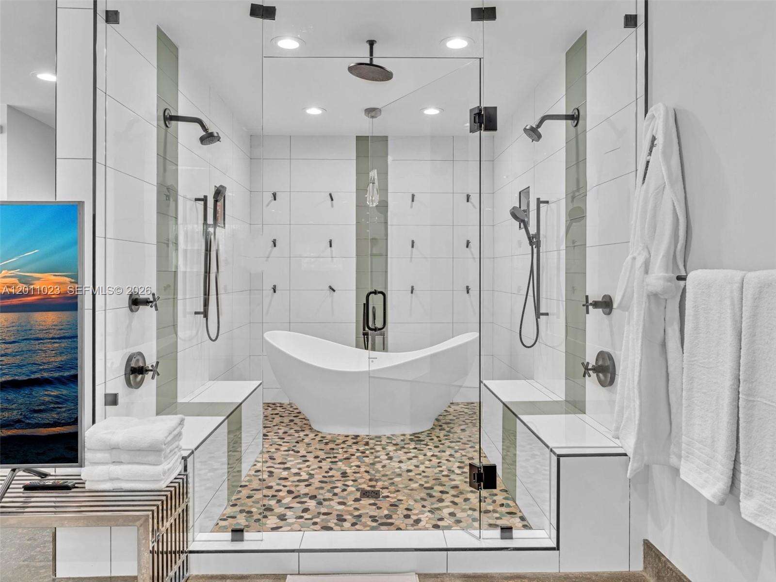 840 Southlake Dr, Hollywood, FL 33019 - For Rent photo 65