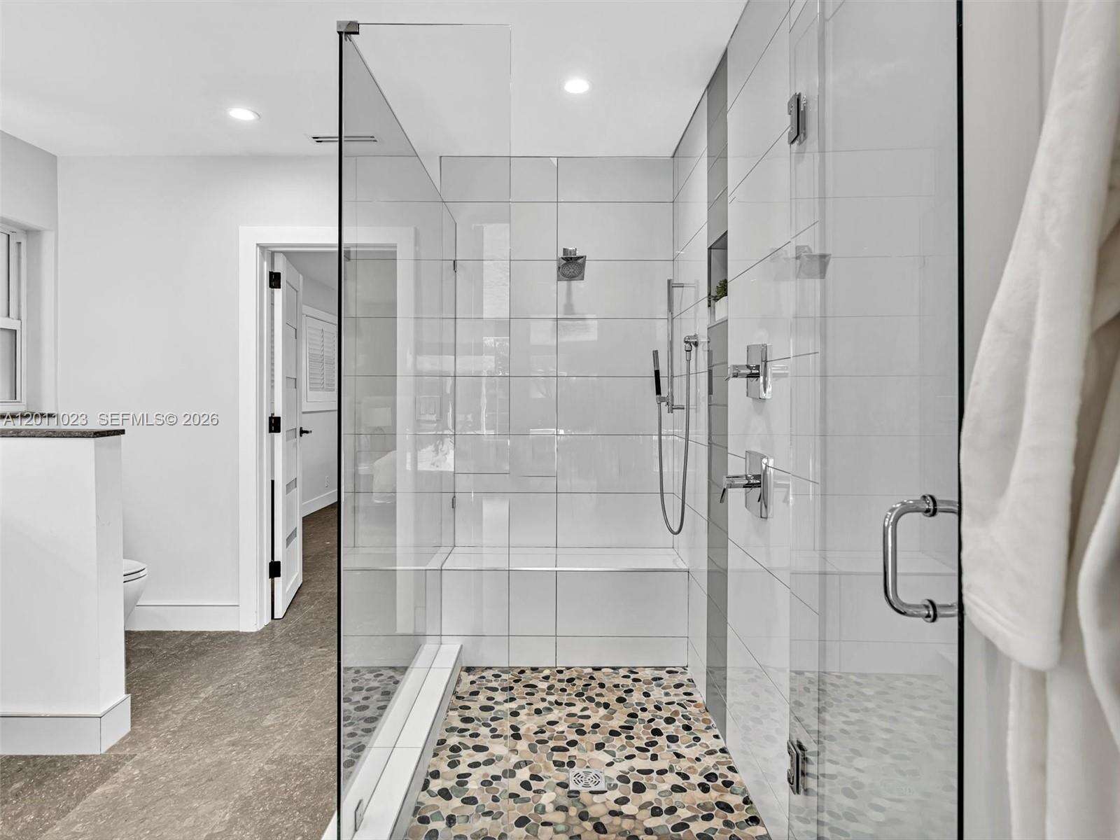 840 Southlake Dr, Hollywood, FL 33019 - For Rent photo 87