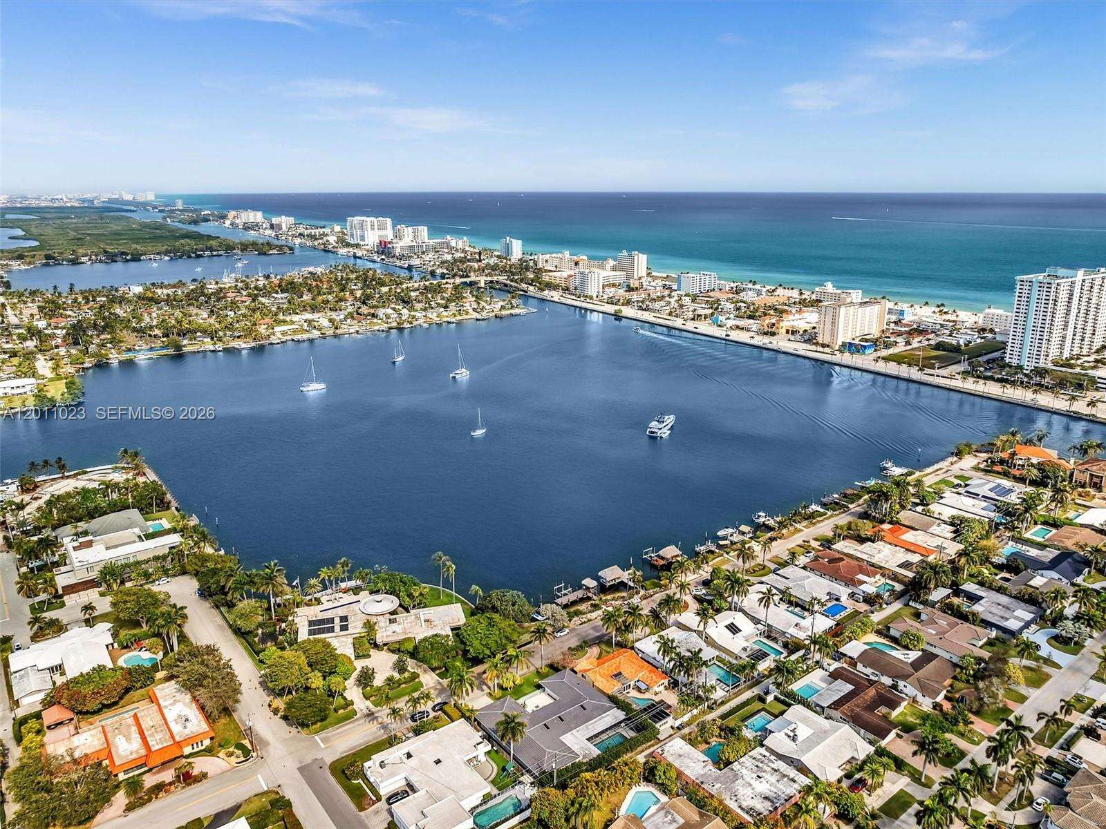 840 Southlake Dr, Hollywood, FL 33019 - For Rent photo 94