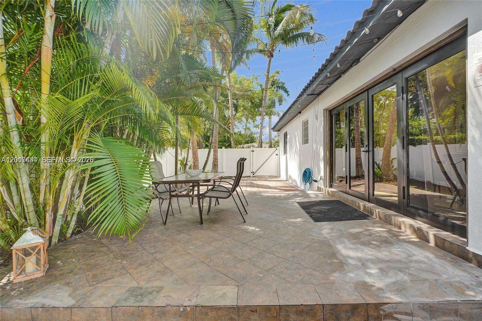 707 13 Avenue, Hollywood, FL 33019 - For Rent photo 13