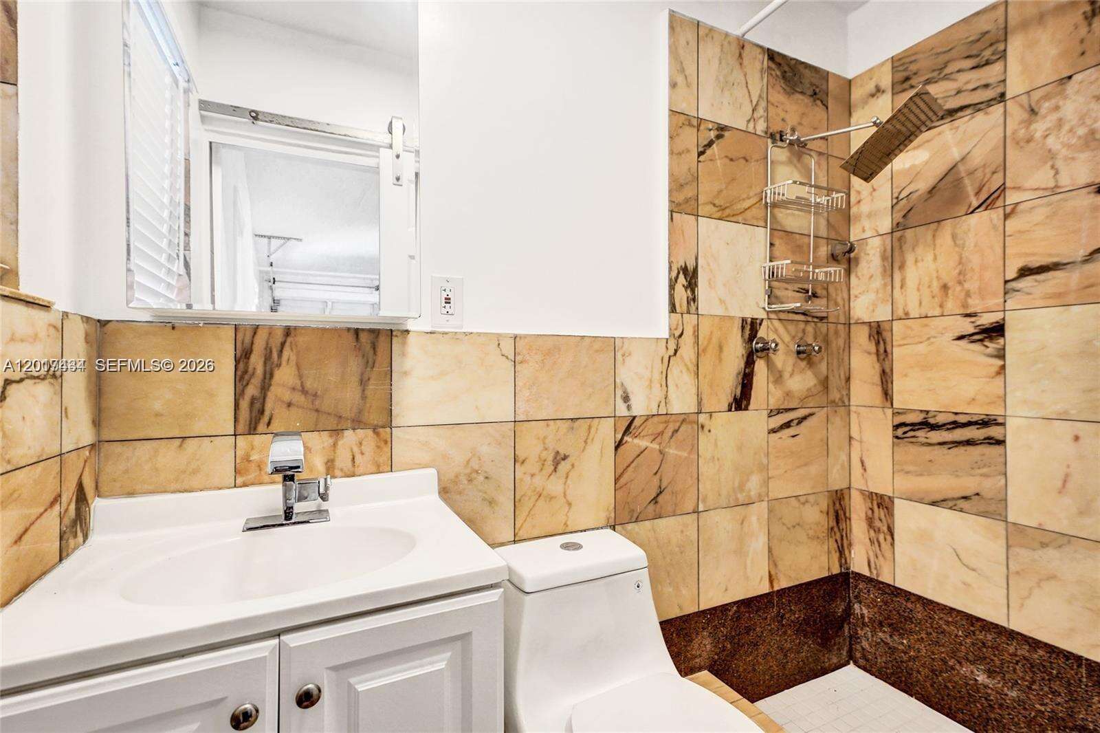 707 13 Avenue, Hollywood, FL 33019 - For Rent photo 33