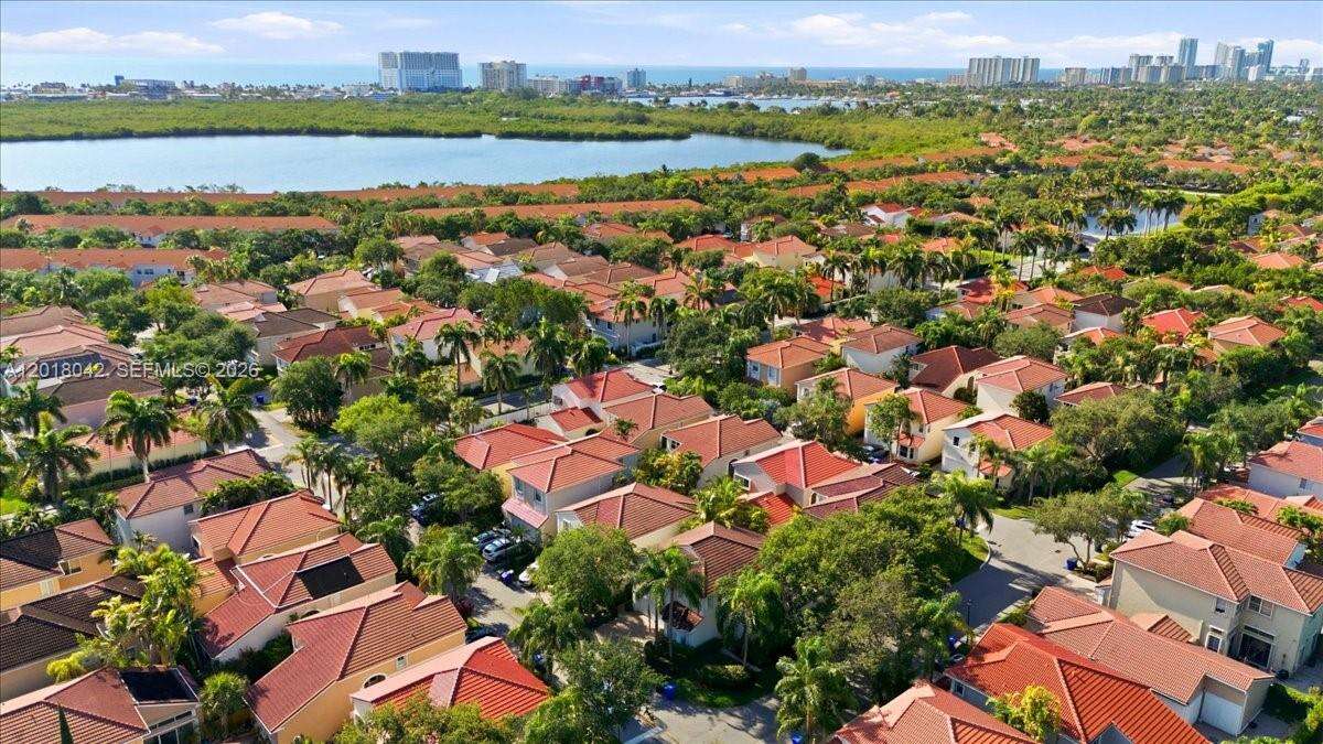 1135 Oysterwood St, Hollywood, FL 33019 - For Rent photo 2