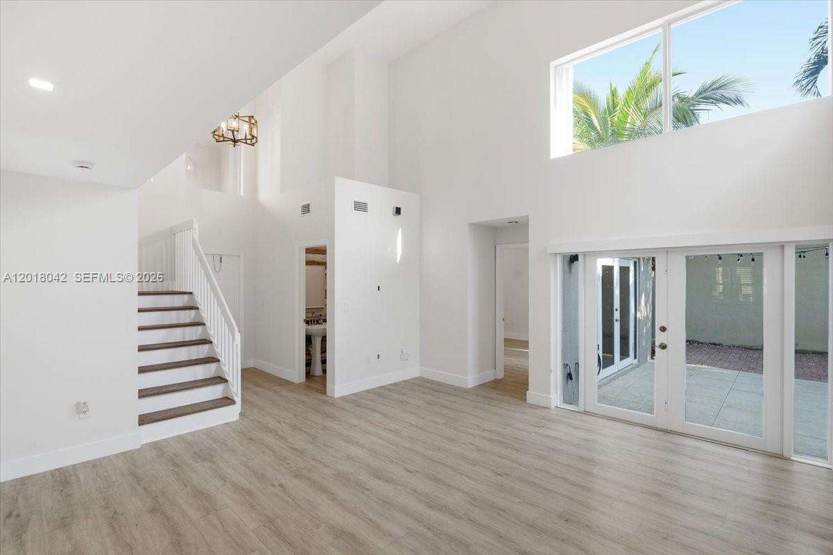 1135 Oysterwood St, Hollywood, FL 33019 - For Rent photo 15