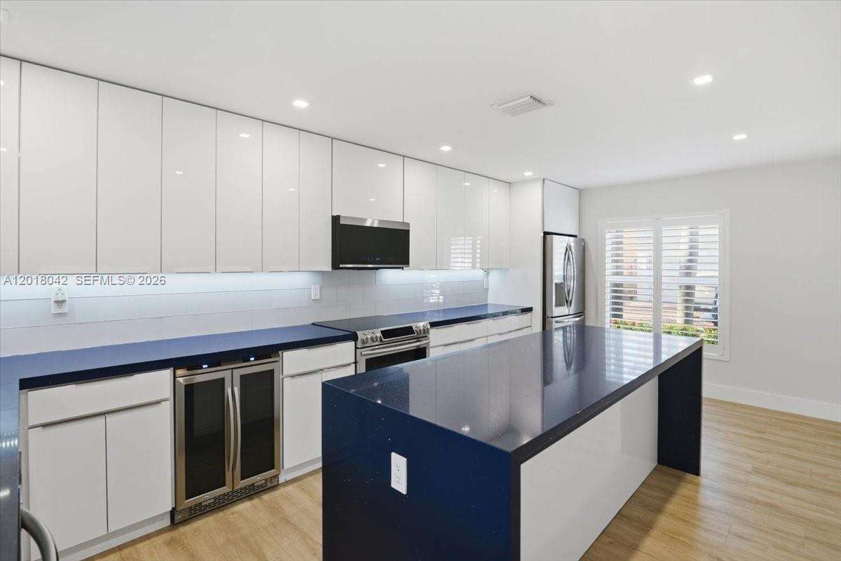 1135 Oysterwood St, Hollywood, FL 33019 - For Rent photo 22