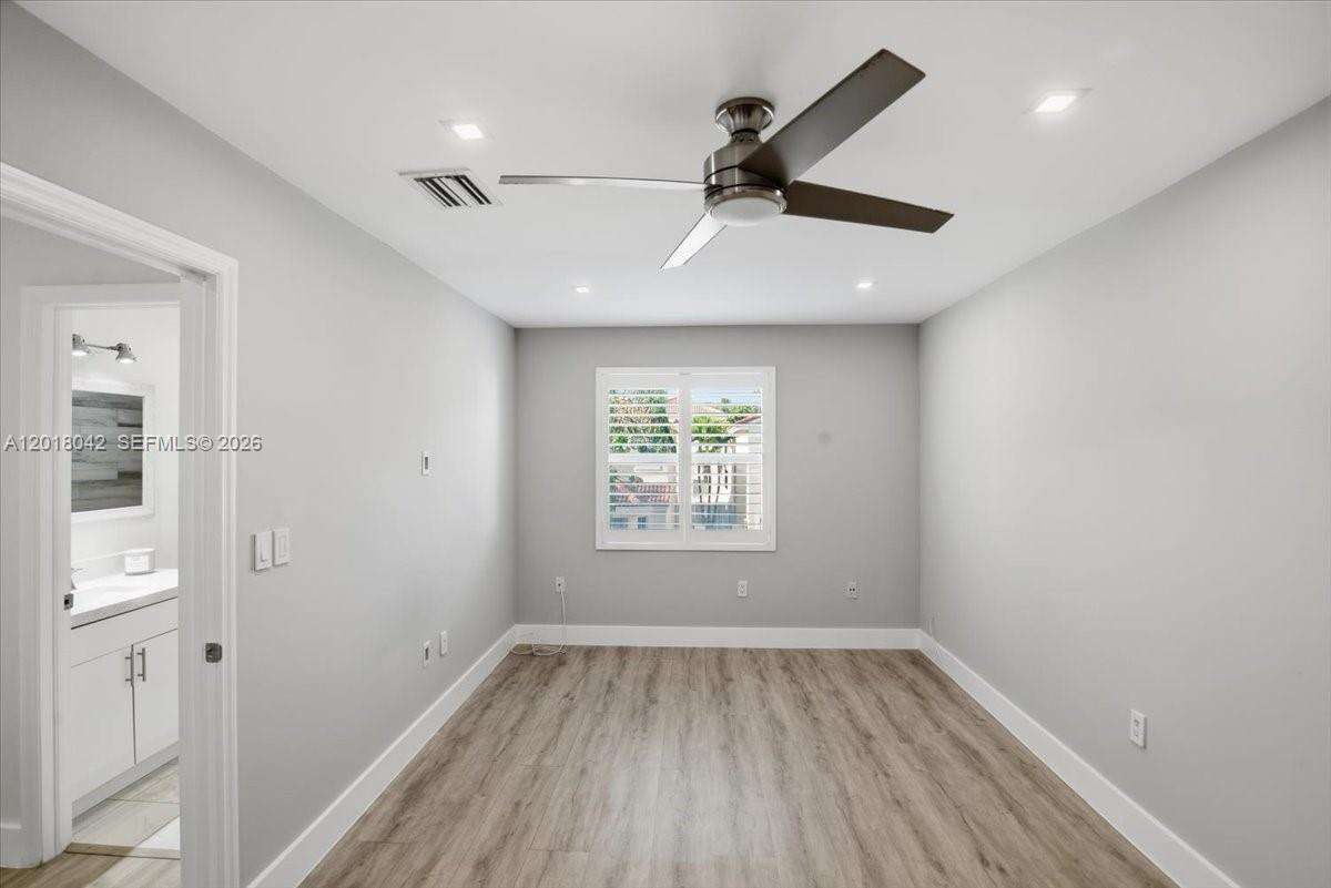 1135 Oysterwood St, Hollywood, FL 33019 - For Rent photo 40