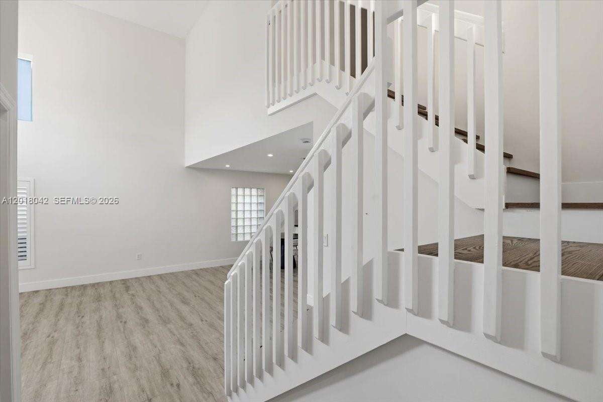 1135 Oysterwood St, Hollywood, FL 33019 - For Rent photo 9