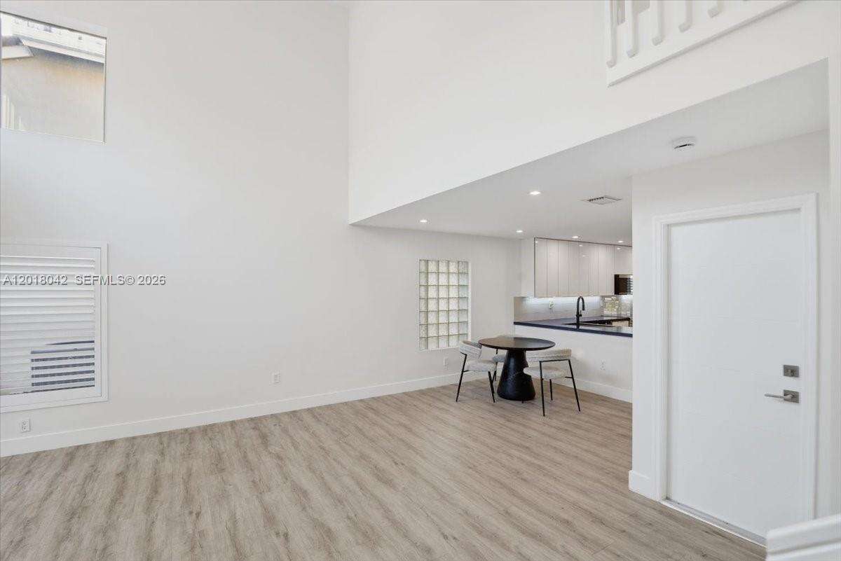 1135 Oysterwood St, Hollywood, FL 33019 - For Rent photo 10