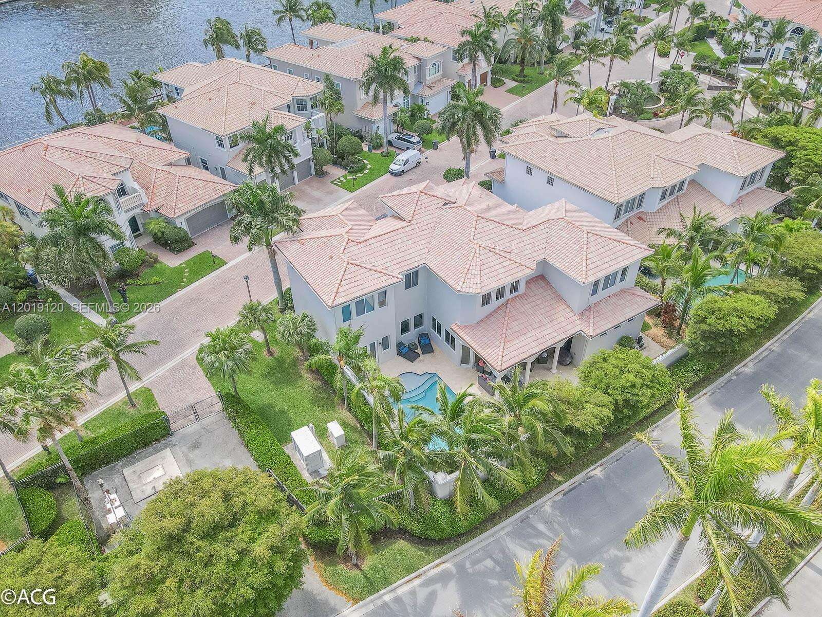 1480 Windjammer Way, Hollywood, FL 33019 - For Rent photo 51