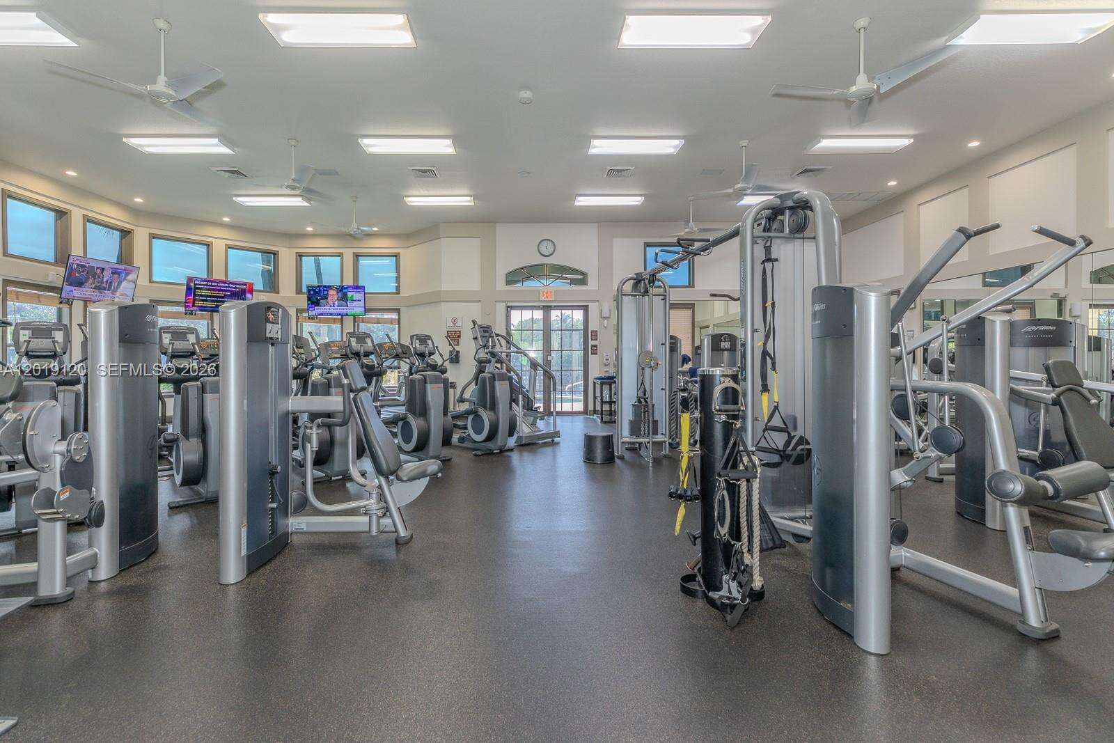 1480 Windjammer Way, Hollywood, FL 33019 - For Rent photo 68