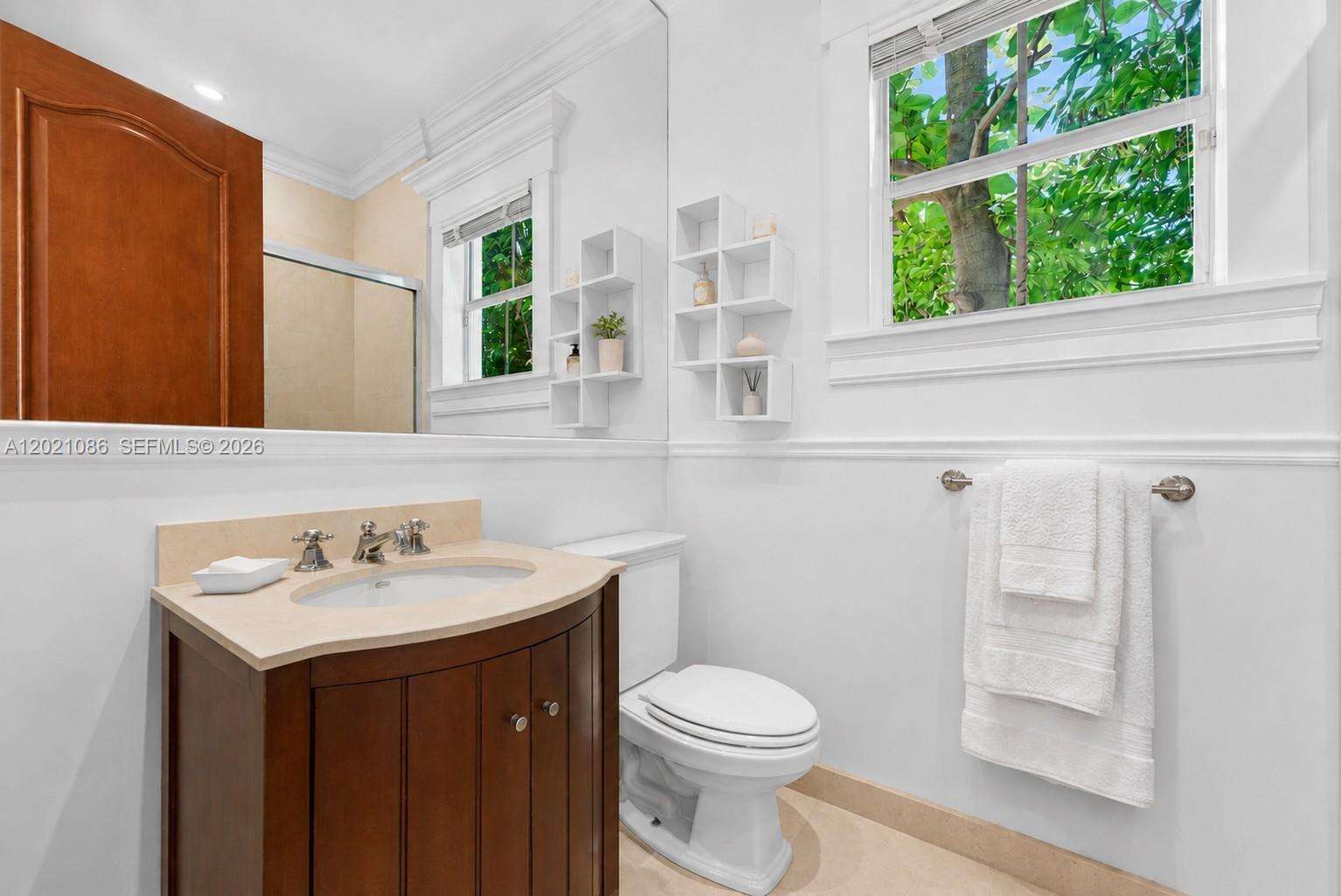442 Ridgewood Rd, Key Biscayne, FL 33149 - For Rent photo 23