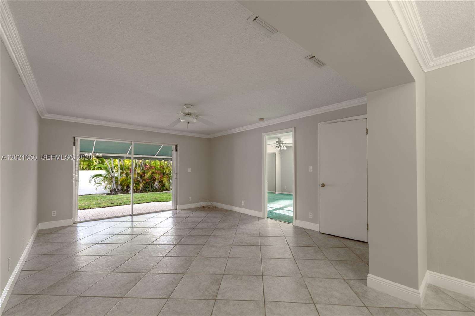 947 Lincoln St, Hollywood, FL 33019 - For Rent photo 22