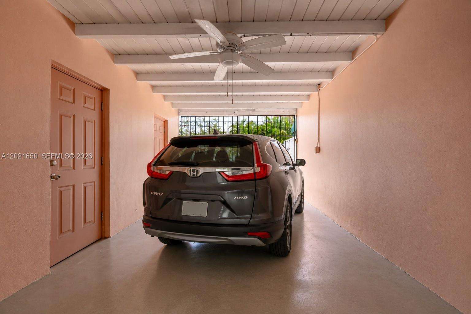 947 Lincoln St, Hollywood, FL 33019 - For Rent photo 32