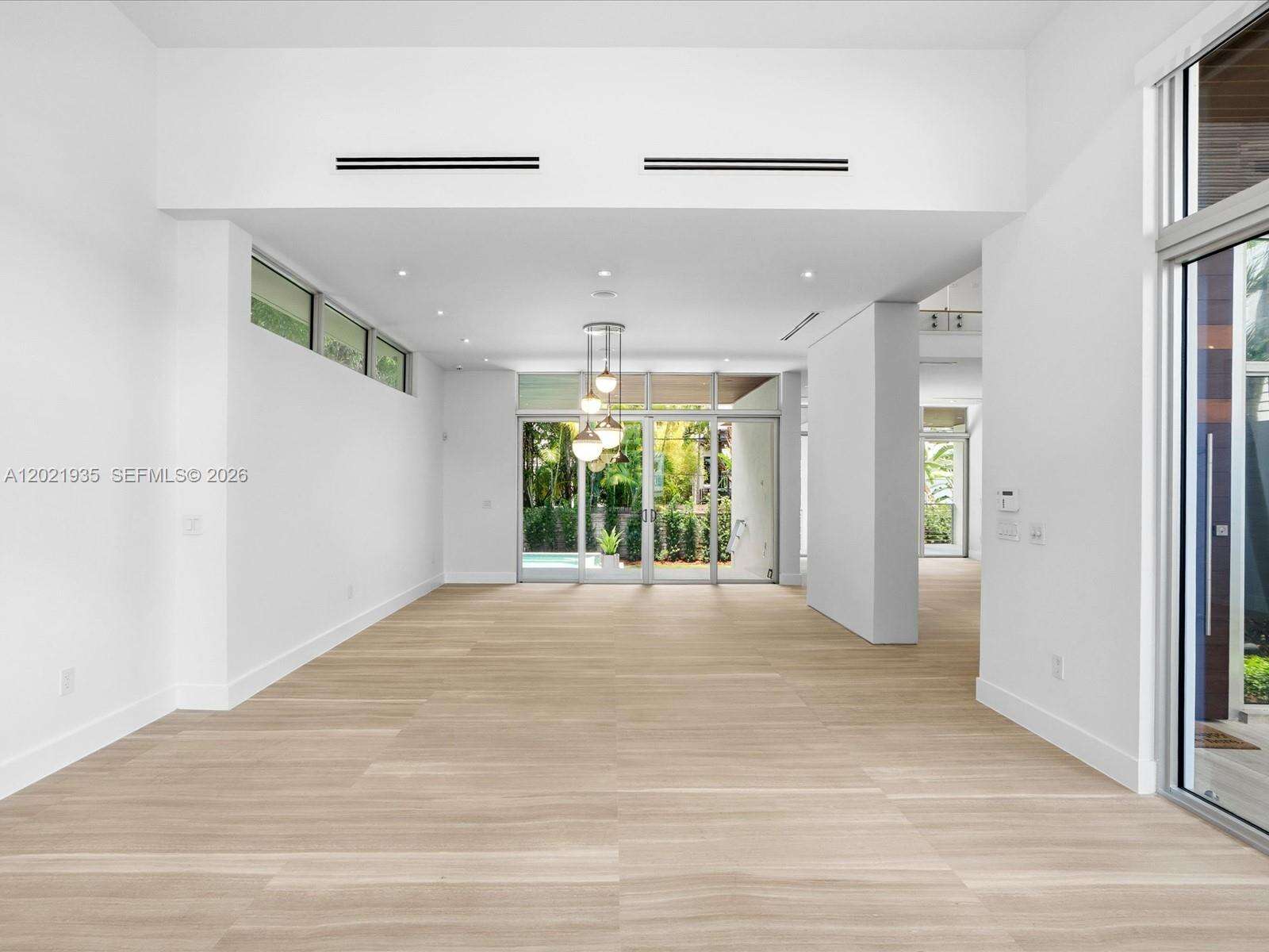 125 Hampton Ln, Key Biscayne, FL 33149 - For Rent photo 14