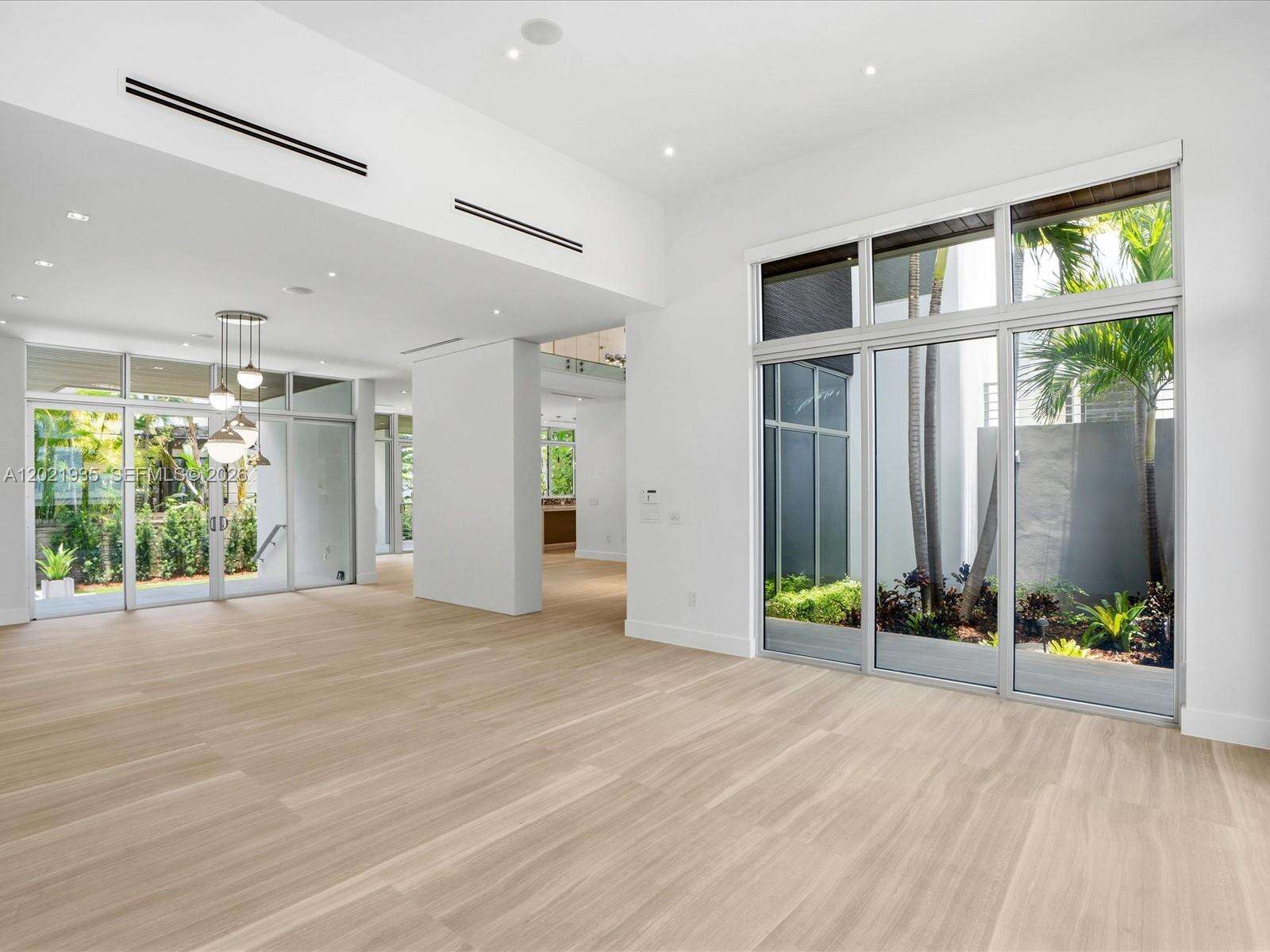 125 Hampton Ln, Key Biscayne, FL 33149 - For Rent photo 15