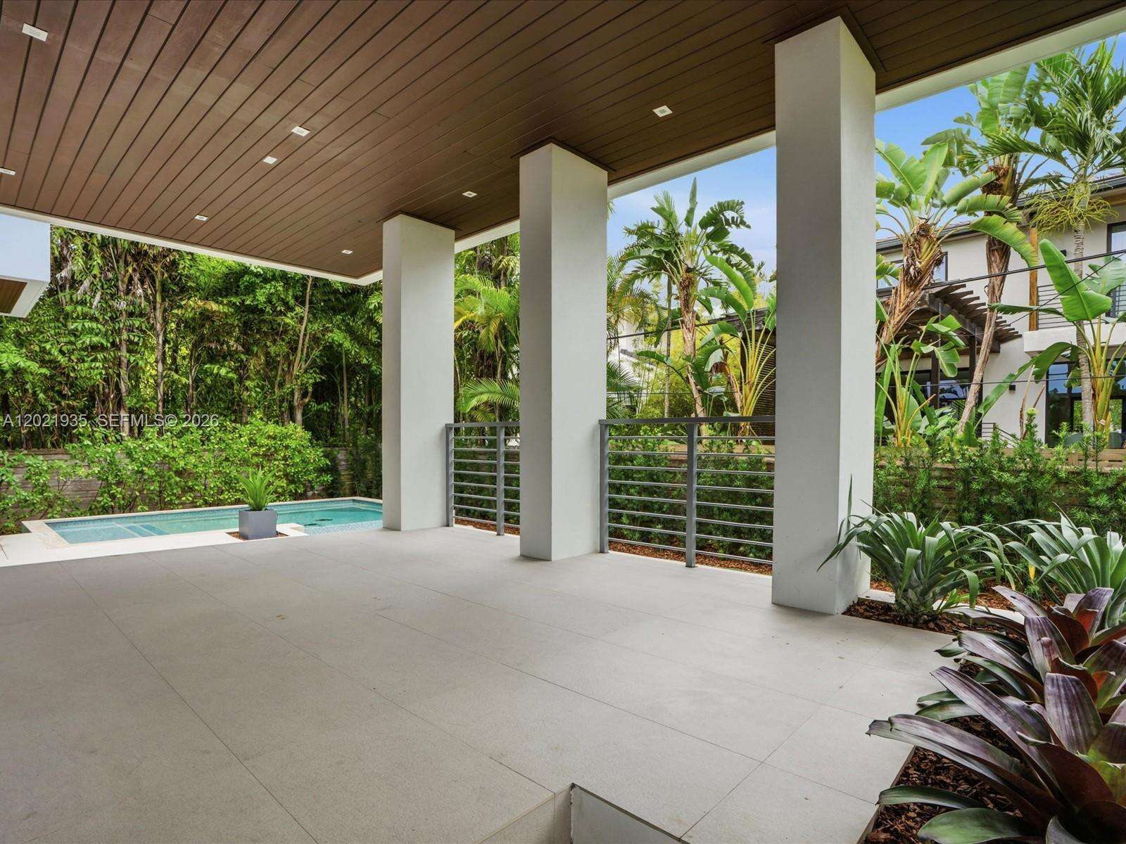 125 Hampton Ln, Key Biscayne, FL 33149 - For Rent photo 23