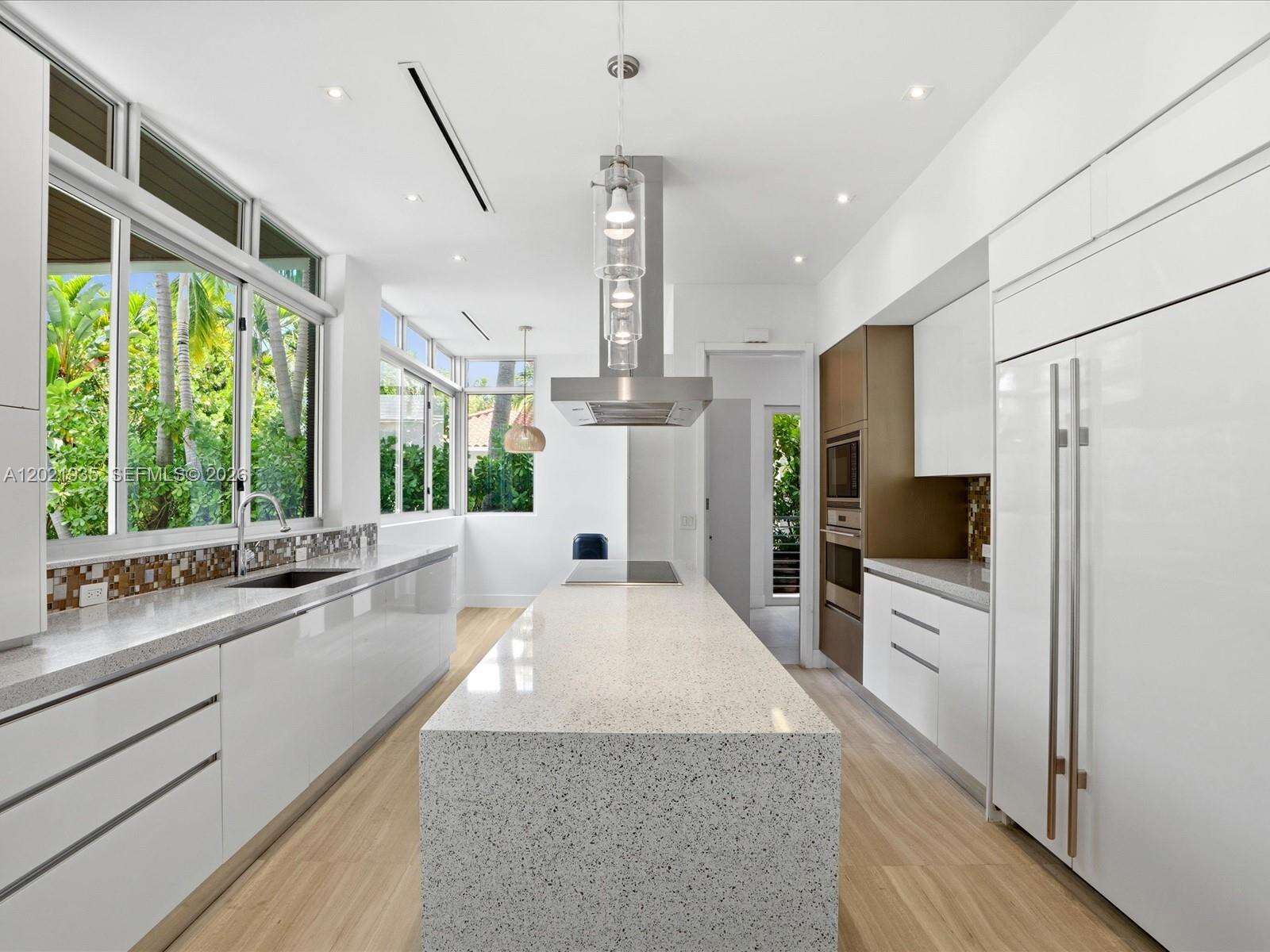 125 Hampton Ln, Key Biscayne, FL 33149 - For Rent photo 24