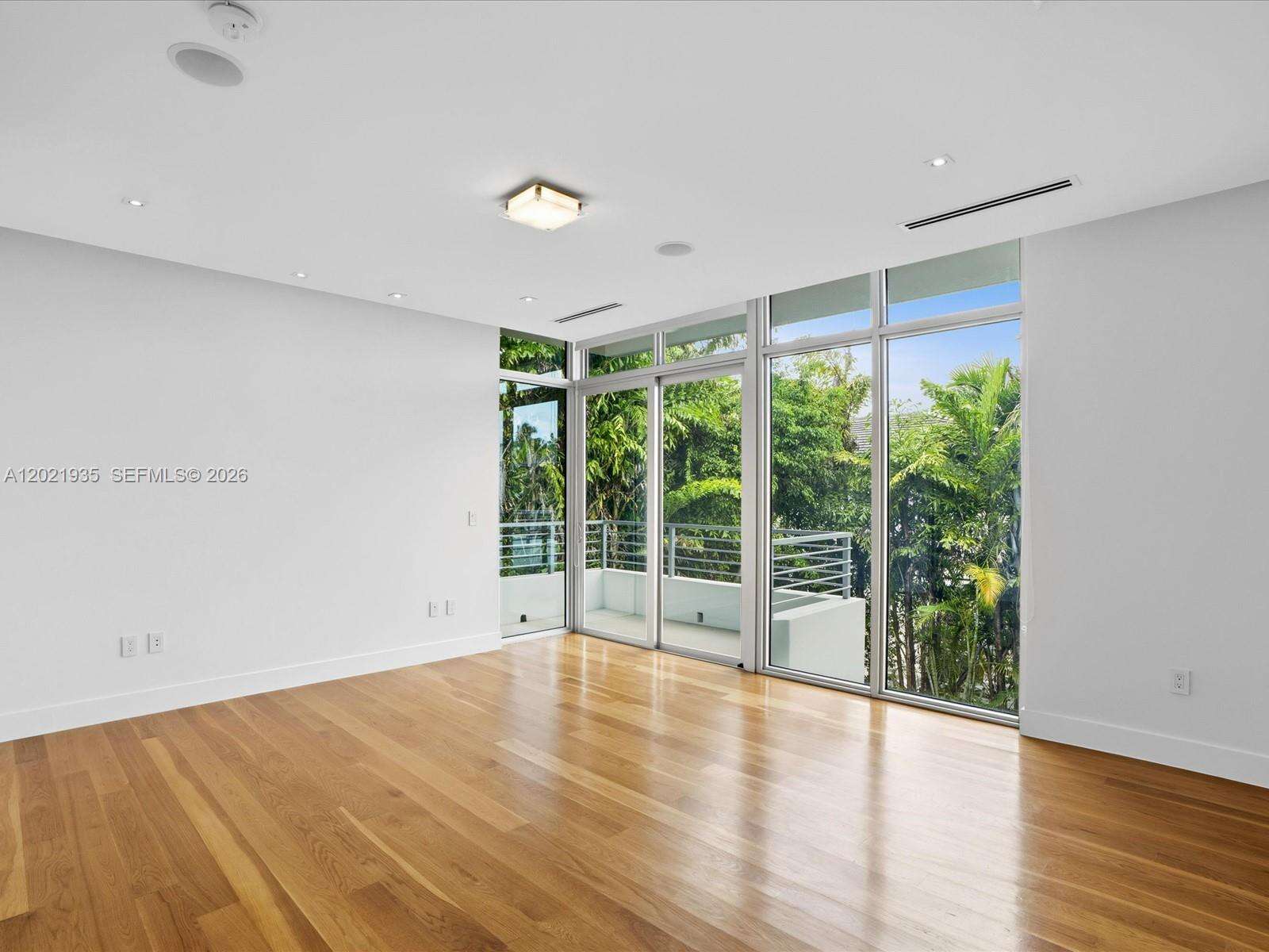 125 Hampton Ln, Key Biscayne, FL 33149 - For Rent photo 39