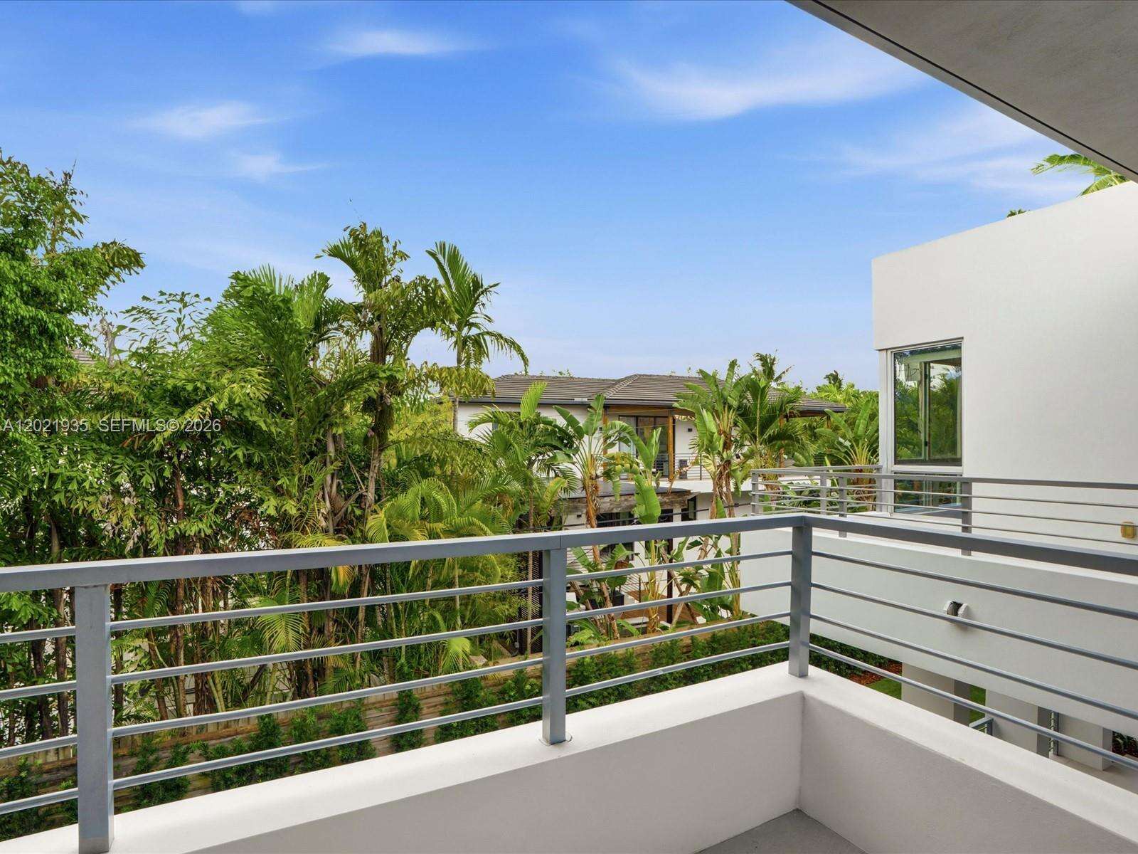 125 Hampton Ln, Key Biscayne, FL 33149 - For Rent photo 43