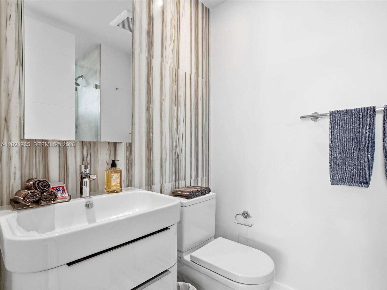 125 Hampton Ln, Key Biscayne, FL 33149 - For Rent photo 58