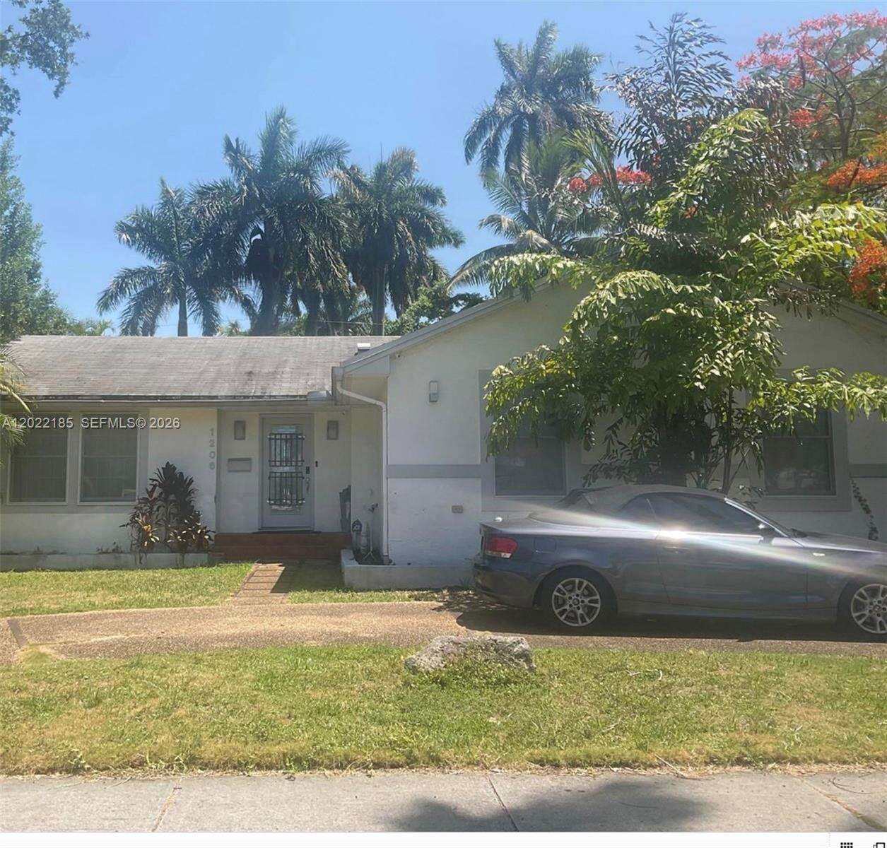 1206 Tyler St, Hollywood, FL 33019 - For Rent photo 2