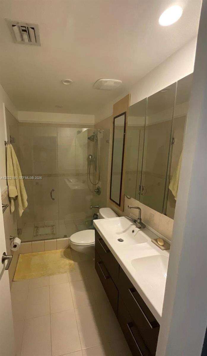 1206 Tyler St, Hollywood, FL 33019 - For Rent photo 14