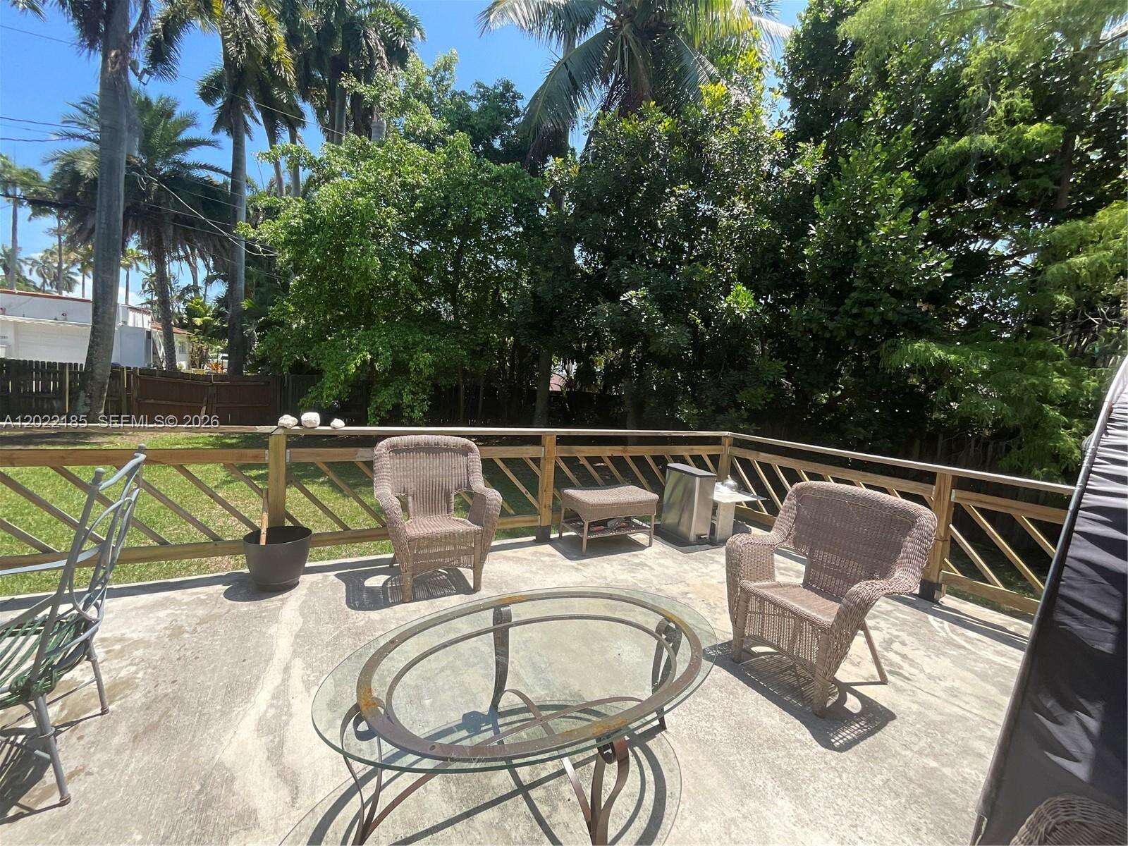1206 Tyler St, Hollywood, FL 33019 - For Rent photo 4