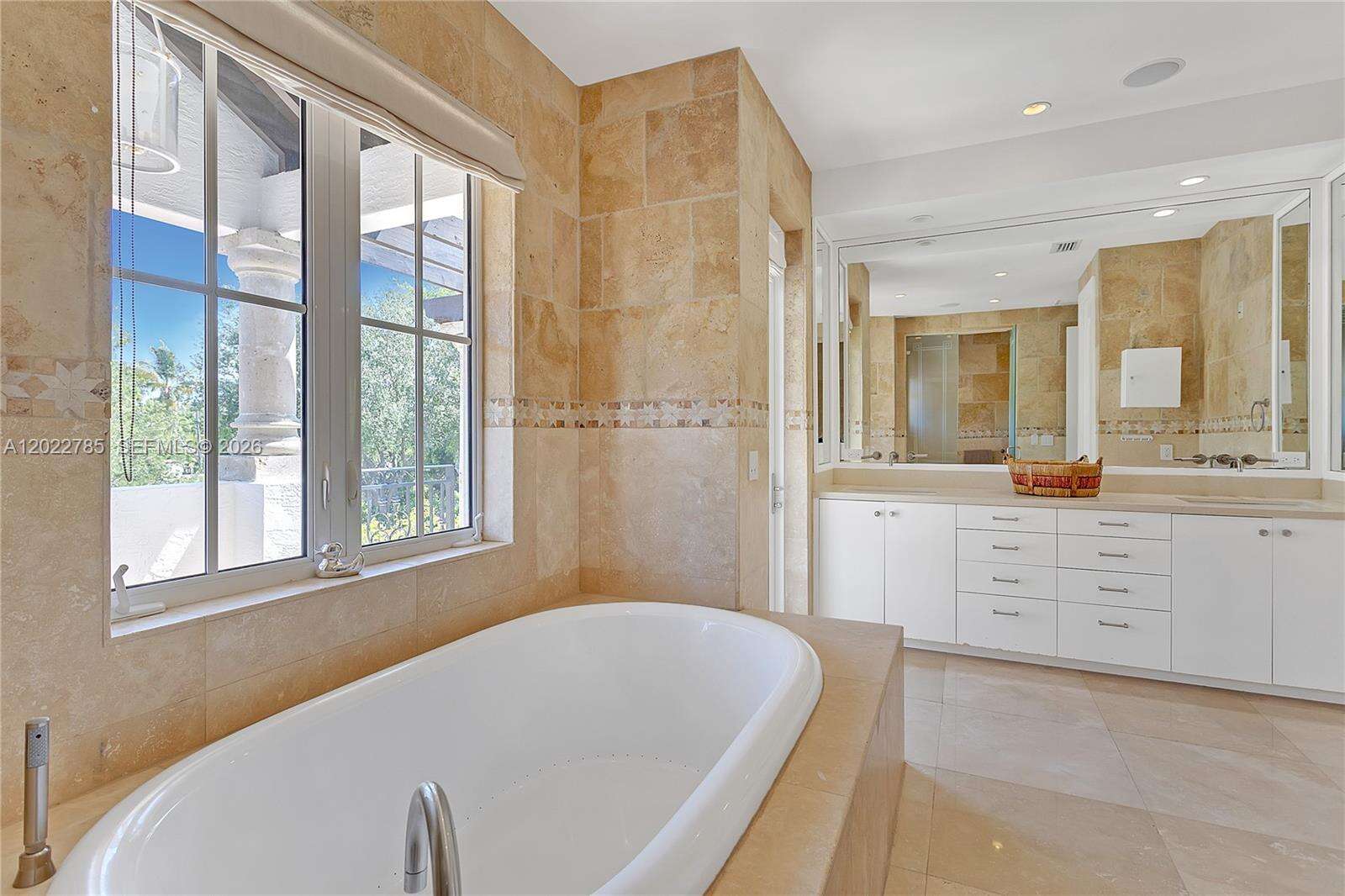 350 Redwood Ln, Key Biscayne, FL 33149 - For Rent photo 21