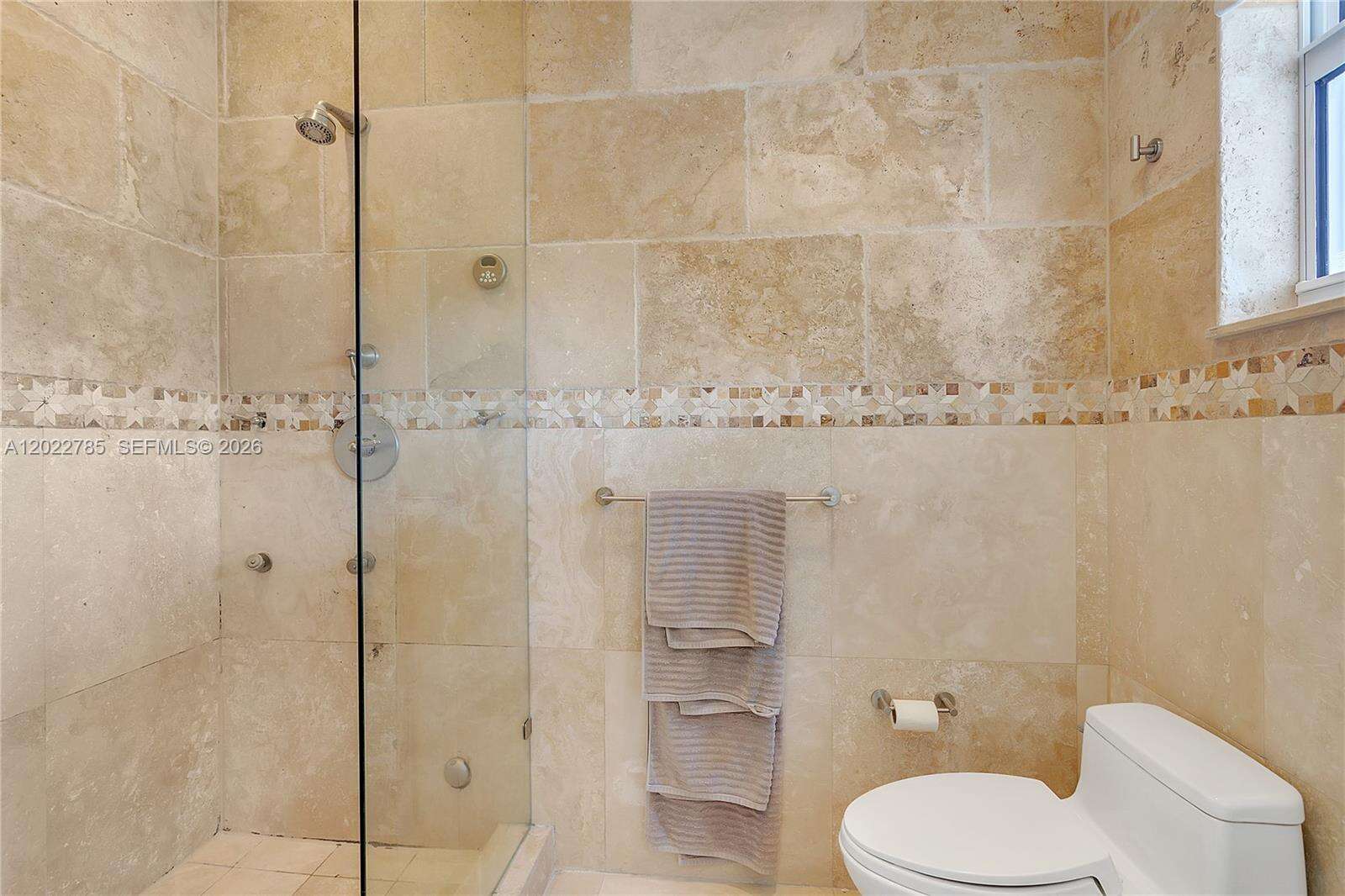 350 Redwood Ln, Key Biscayne, FL 33149 - For Rent photo 22