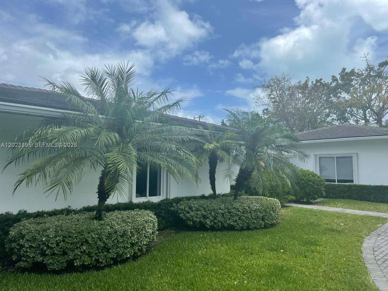 181 Island Dr, Key Biscayne, FL 33149 - For Rent photo 3