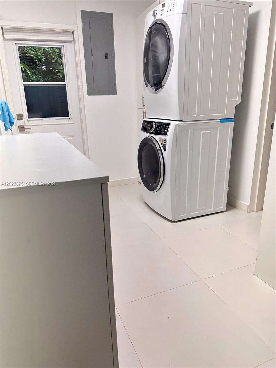 181 Island Dr, Key Biscayne, FL 33149 - For Rent photo 10