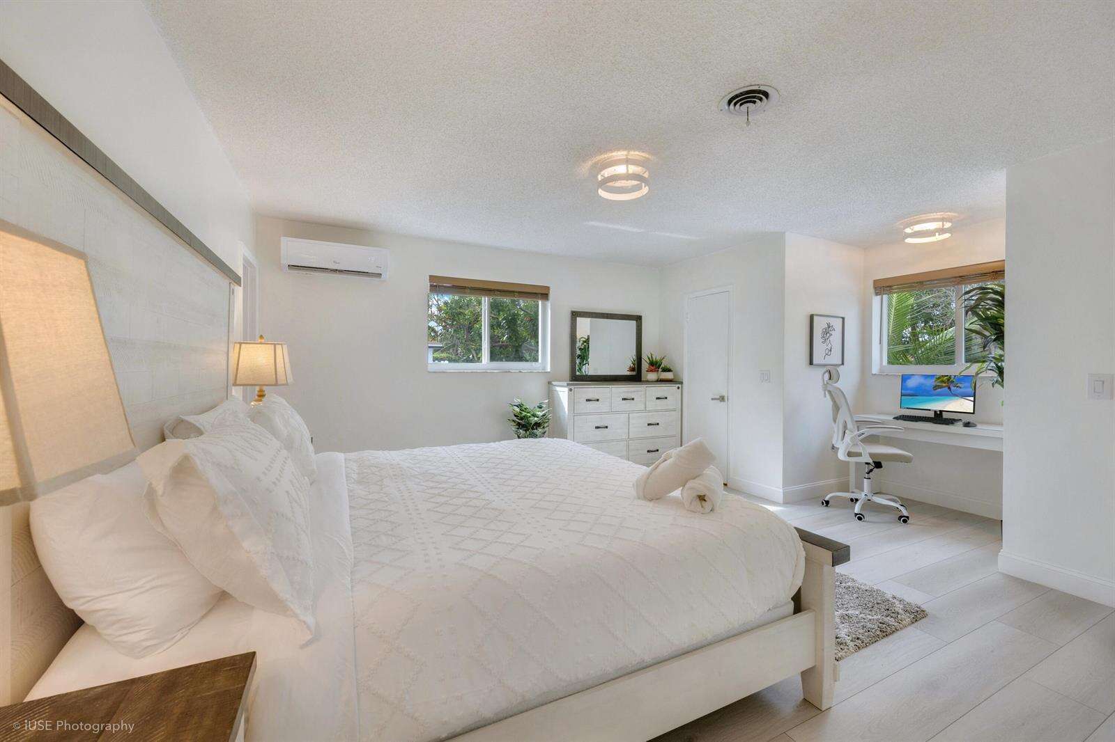 1250 Arthur, Hollywood, FL 33019 - For Rent photo 4