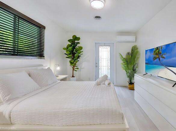 1250 Arthur, Hollywood, FL 33019 - For Rent photo 7