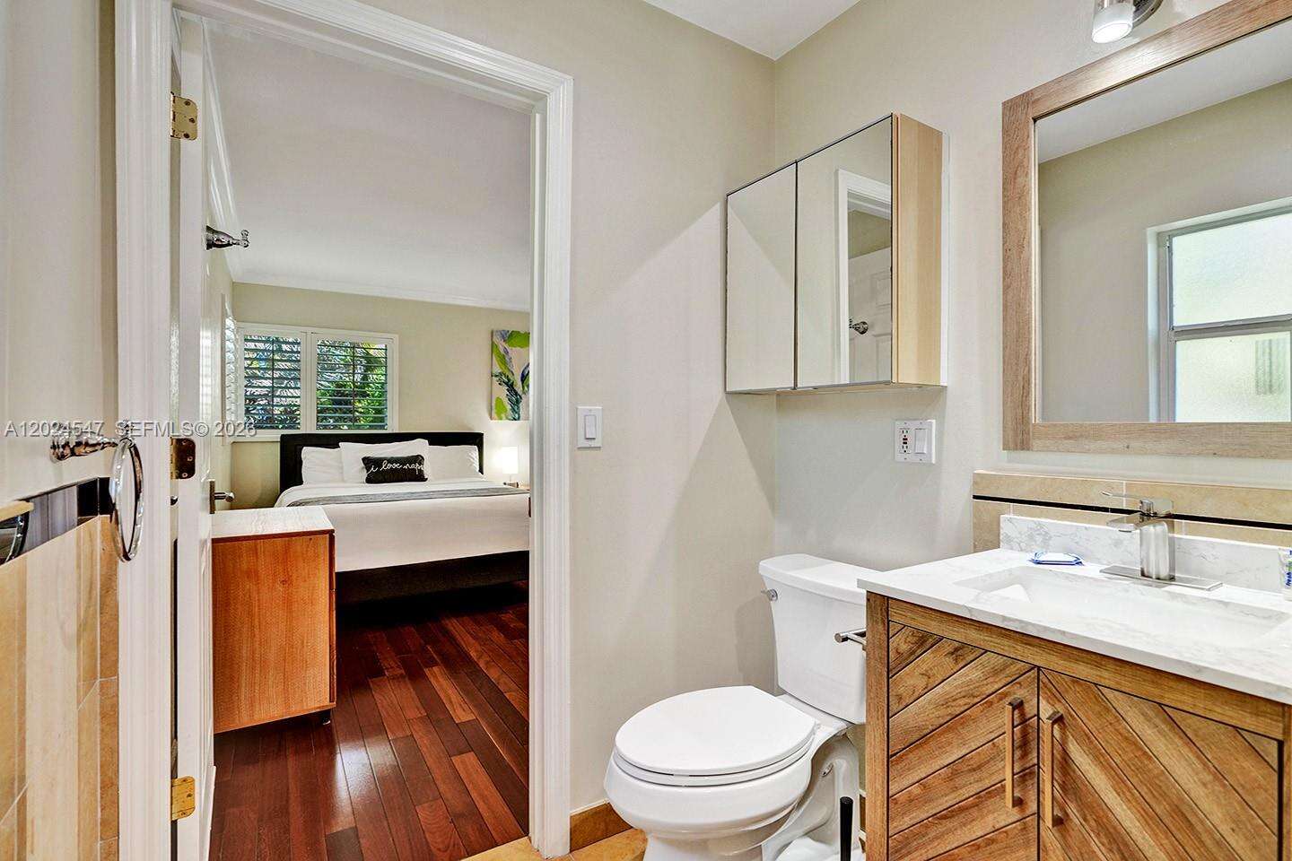 1016 Harrison St, Hollywood, FL 33019 - For Rent photo 13