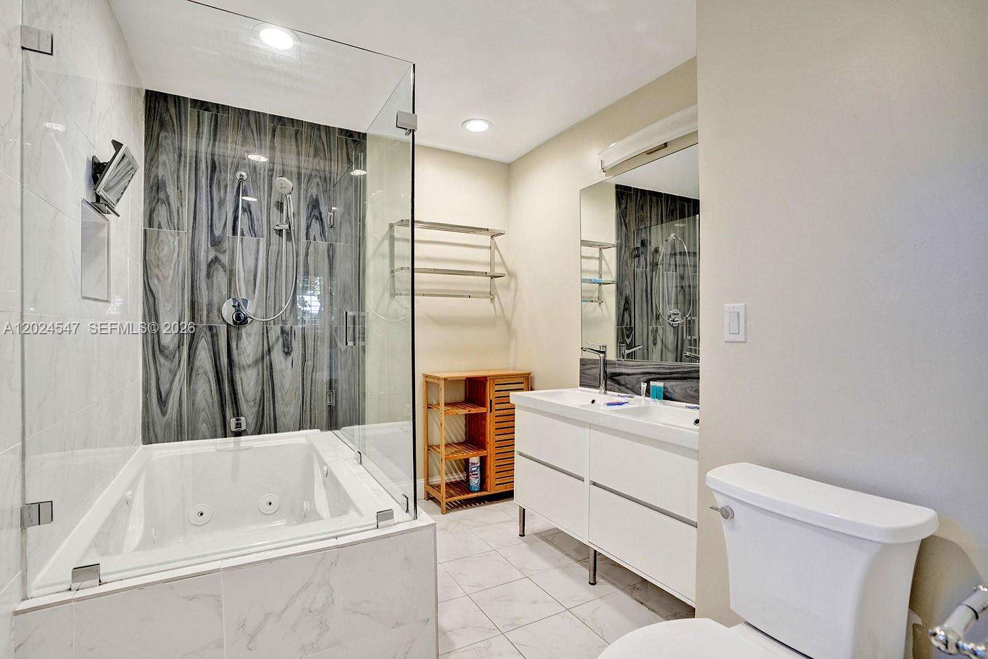 1016 Harrison St, Hollywood, FL 33019 - For Rent photo 20