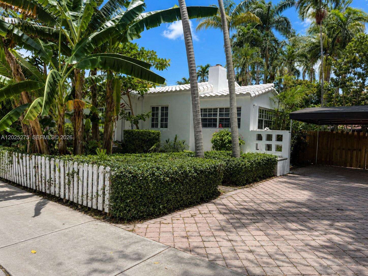 1329 Tyler St, Hollywood, FL 33019 - For Rent photo 2