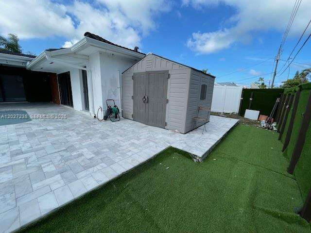 1252 Coral Ln, Hollywood, FL 33019 - For Rent photo 16