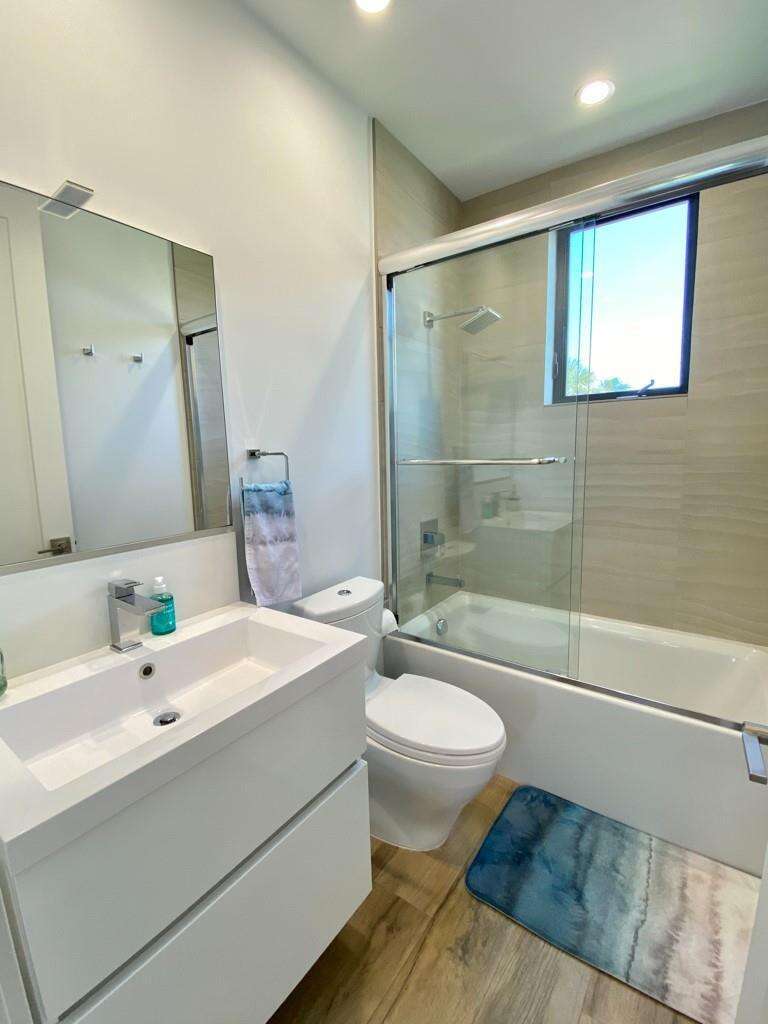 348 Balboa, Hollywood, FL 33019 - For Rent photo 24