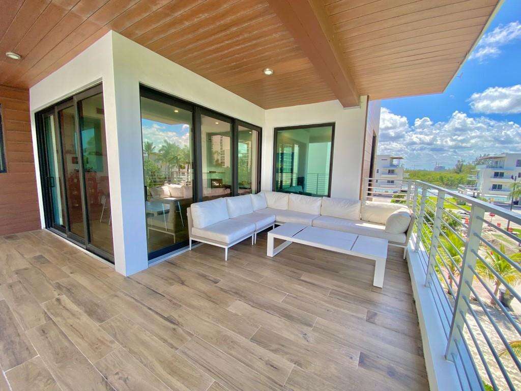 348 Balboa, Hollywood, FL 33019 - For Rent photo 29
