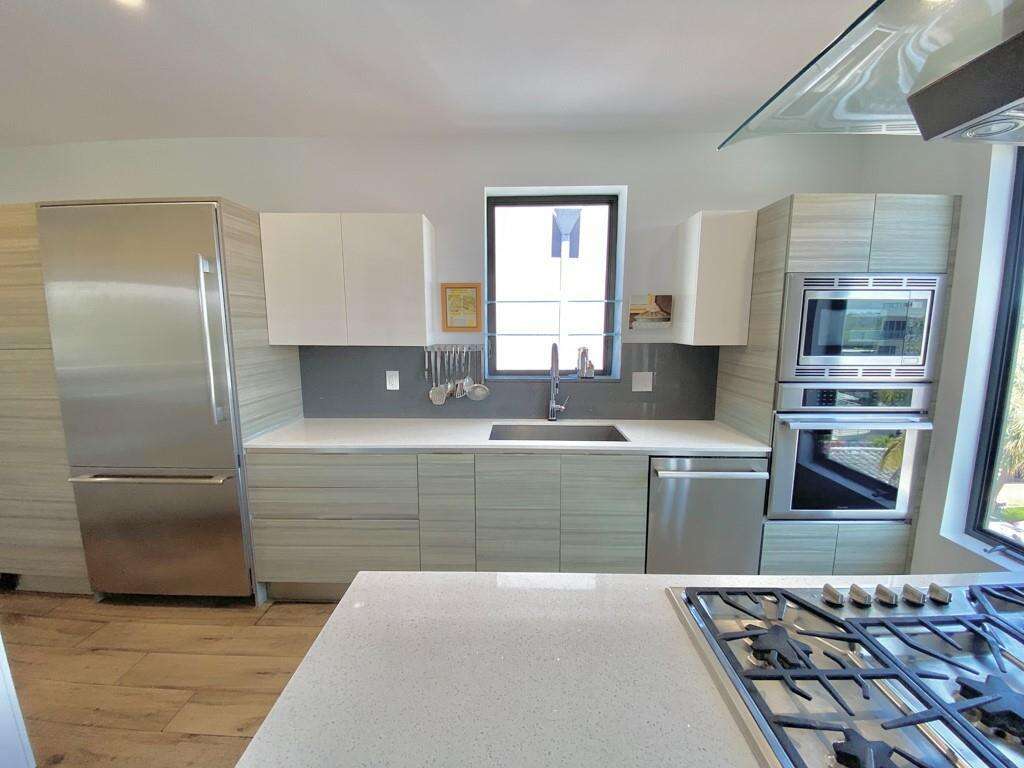 348 Balboa, Hollywood, FL 33019 - For Rent photo 37