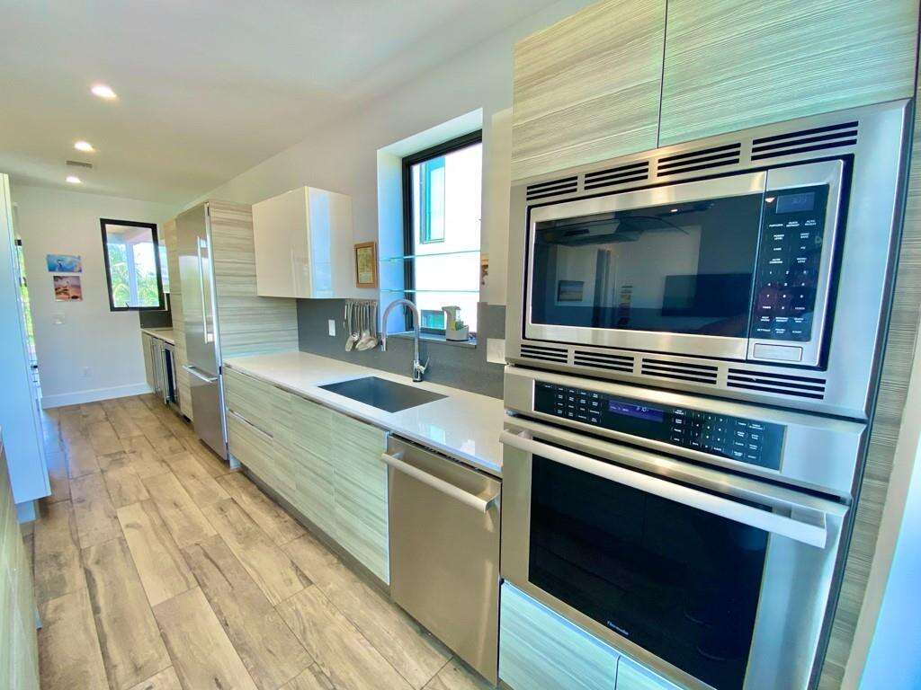 348 Balboa, Hollywood, FL 33019 - For Rent photo 40