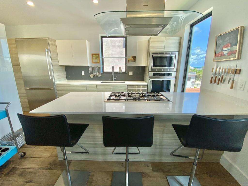 348 Balboa, Hollywood, FL 33019 - For Rent photo 42