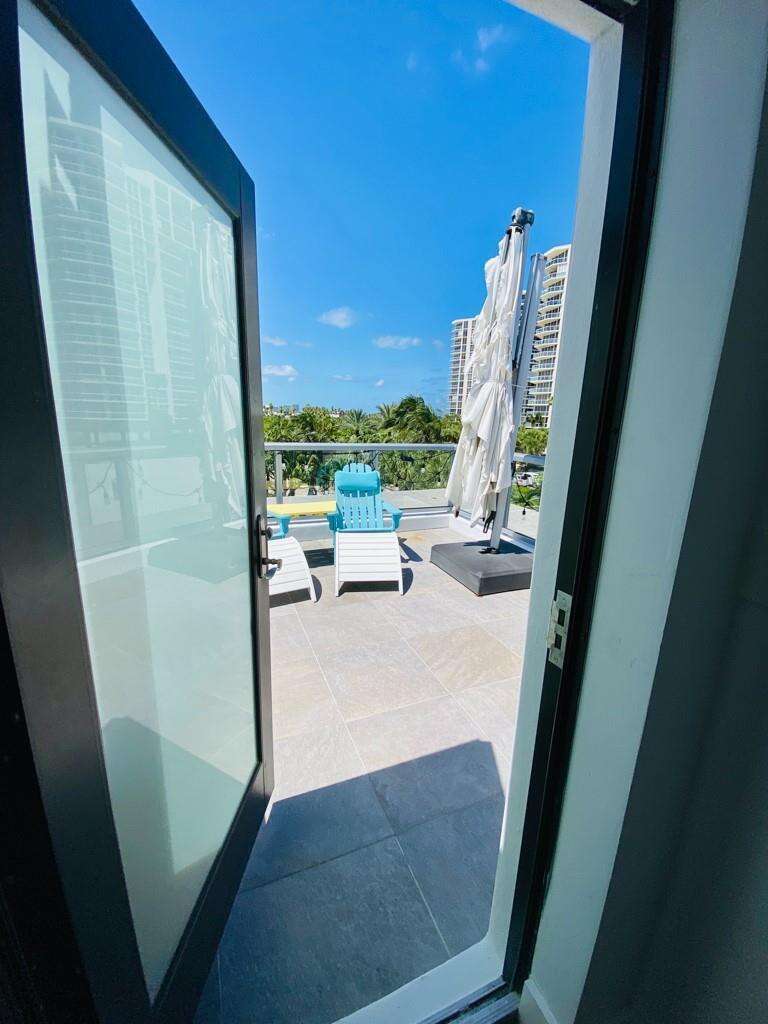 348 Balboa, Hollywood, FL 33019 - For Rent photo 47