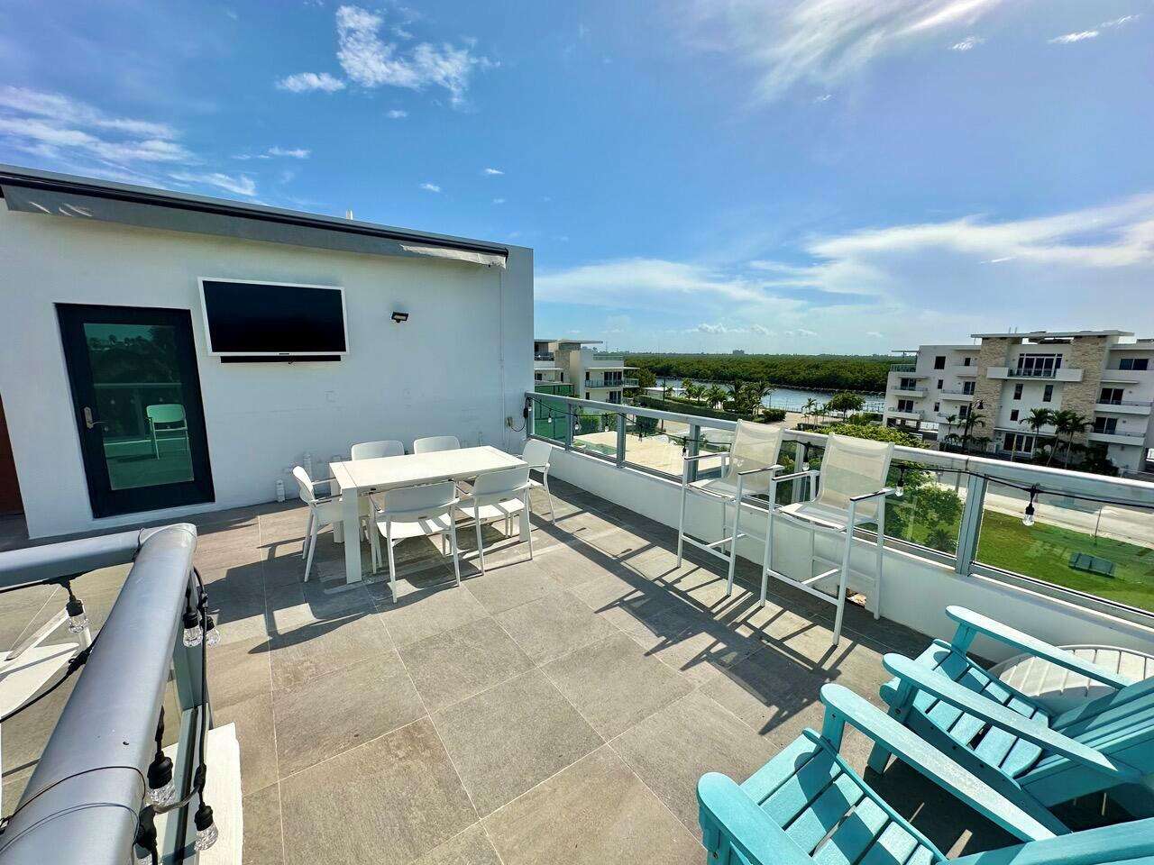 348 Balboa, Hollywood, FL 33019 - For Rent photo 49
