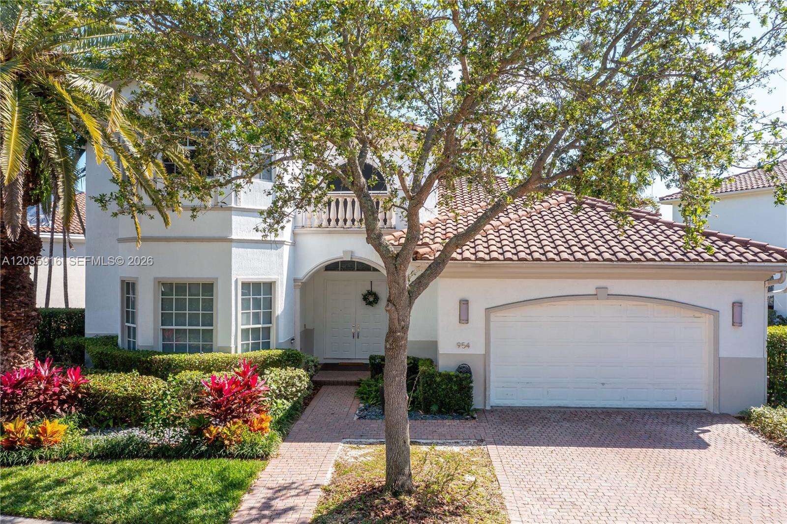 954 Sanibel Dr, Hollywood, FL 33019 - For Rent photo 1