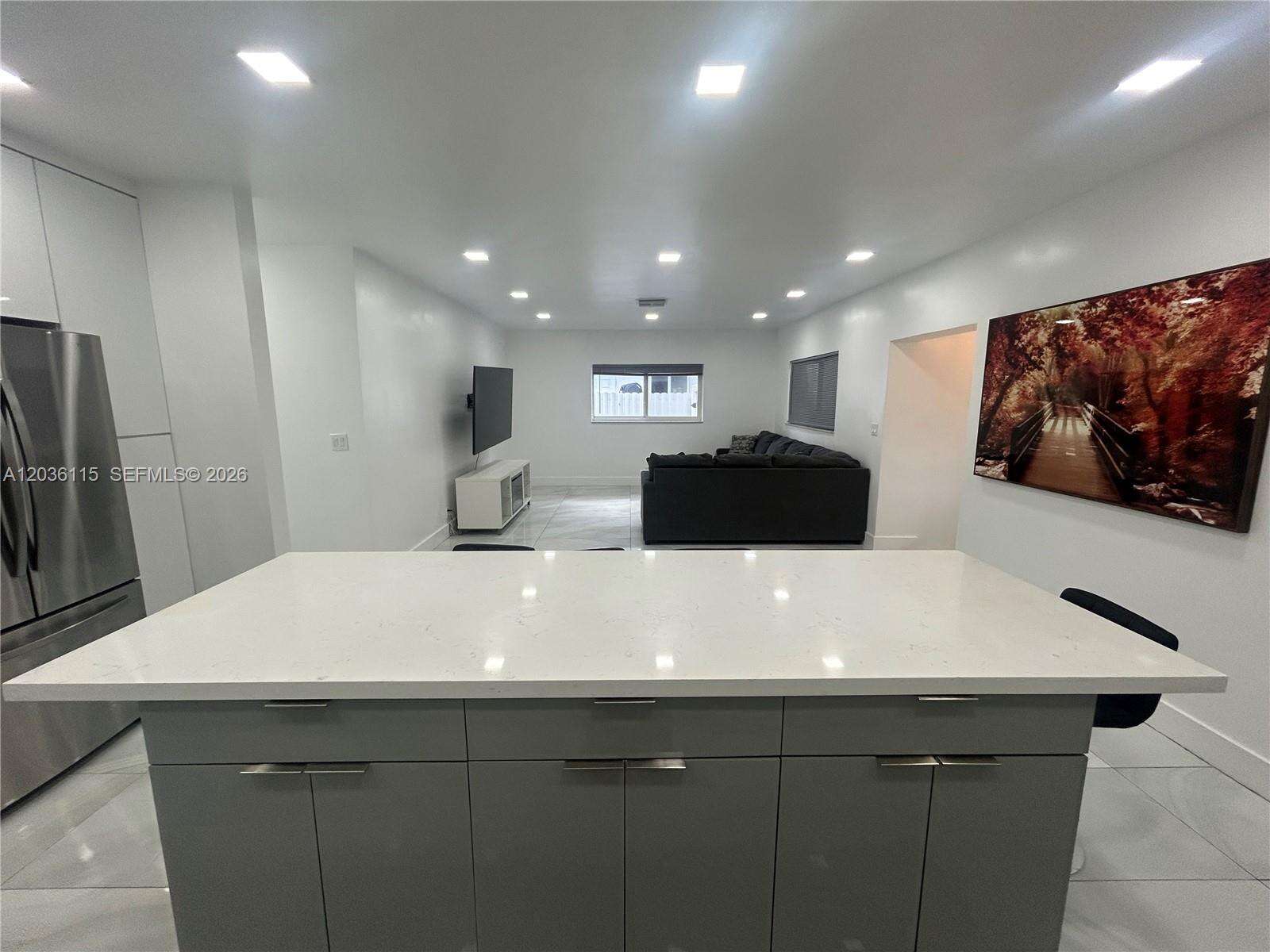1060 Tyler St, Hollywood, FL 33019 - For Rent photo 5