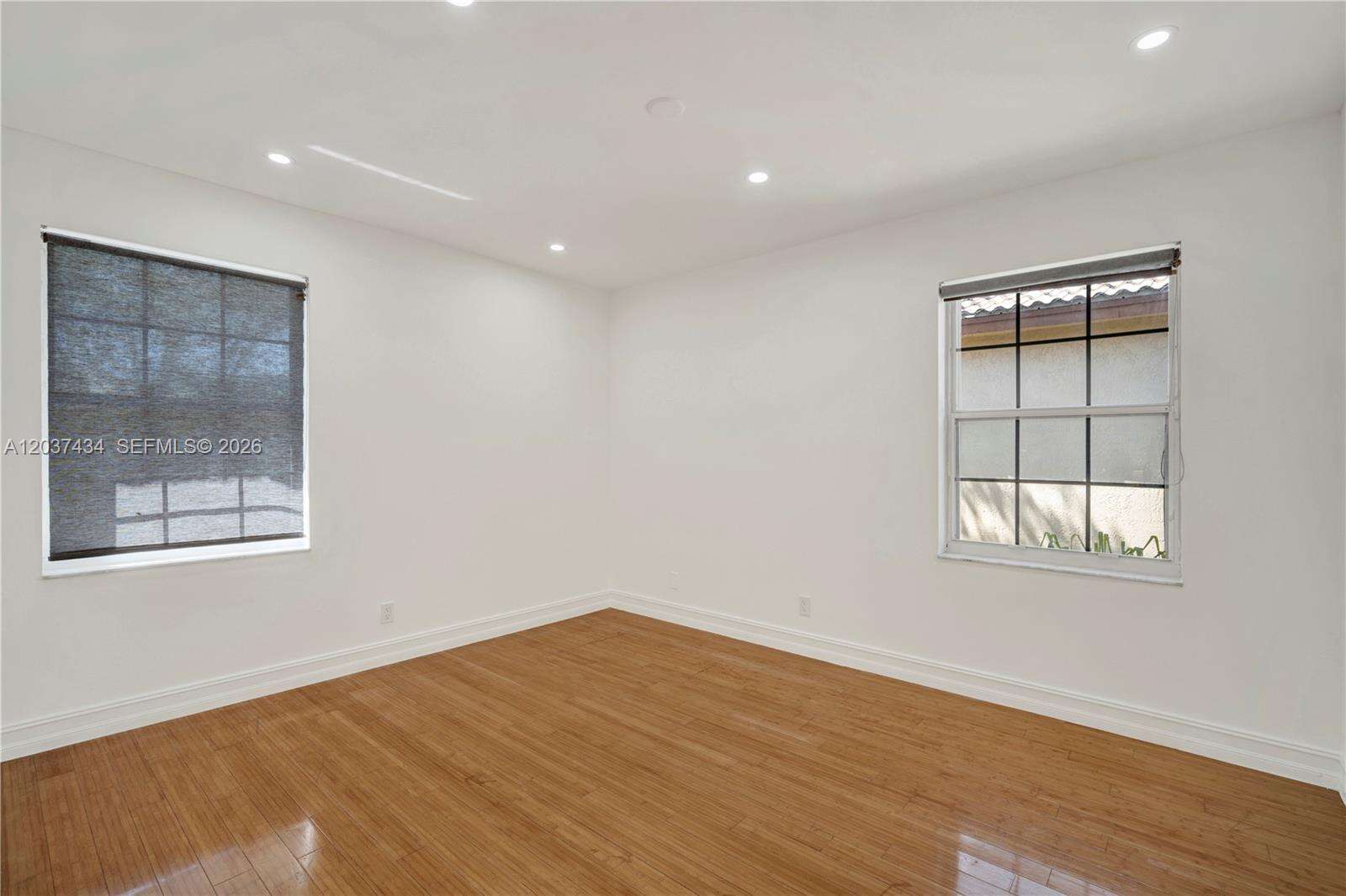 1251 Hayes St, Hollywood, FL 33019 - For Rent photo 29